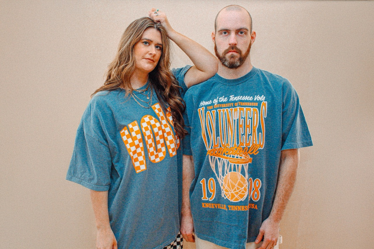 Underground Original Design: Tennessee Volunteers Basketball Vintage Oversized TShirt