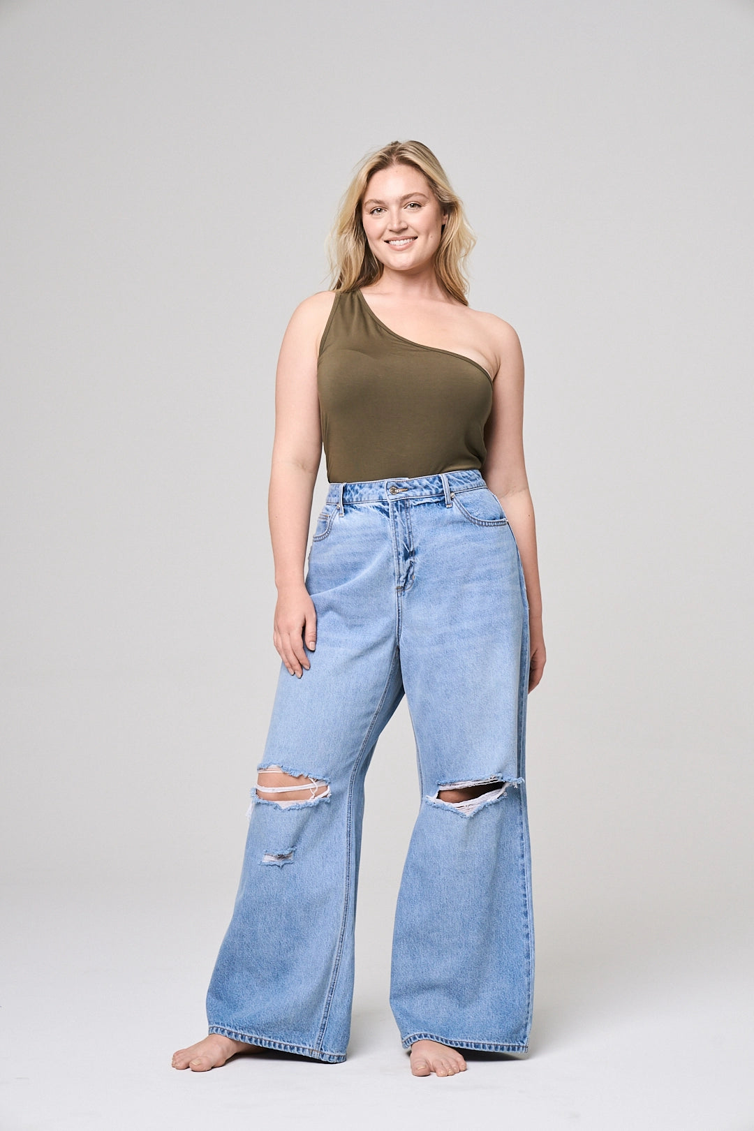 Wide Leg Baggy Distressed Jeans | Curvy