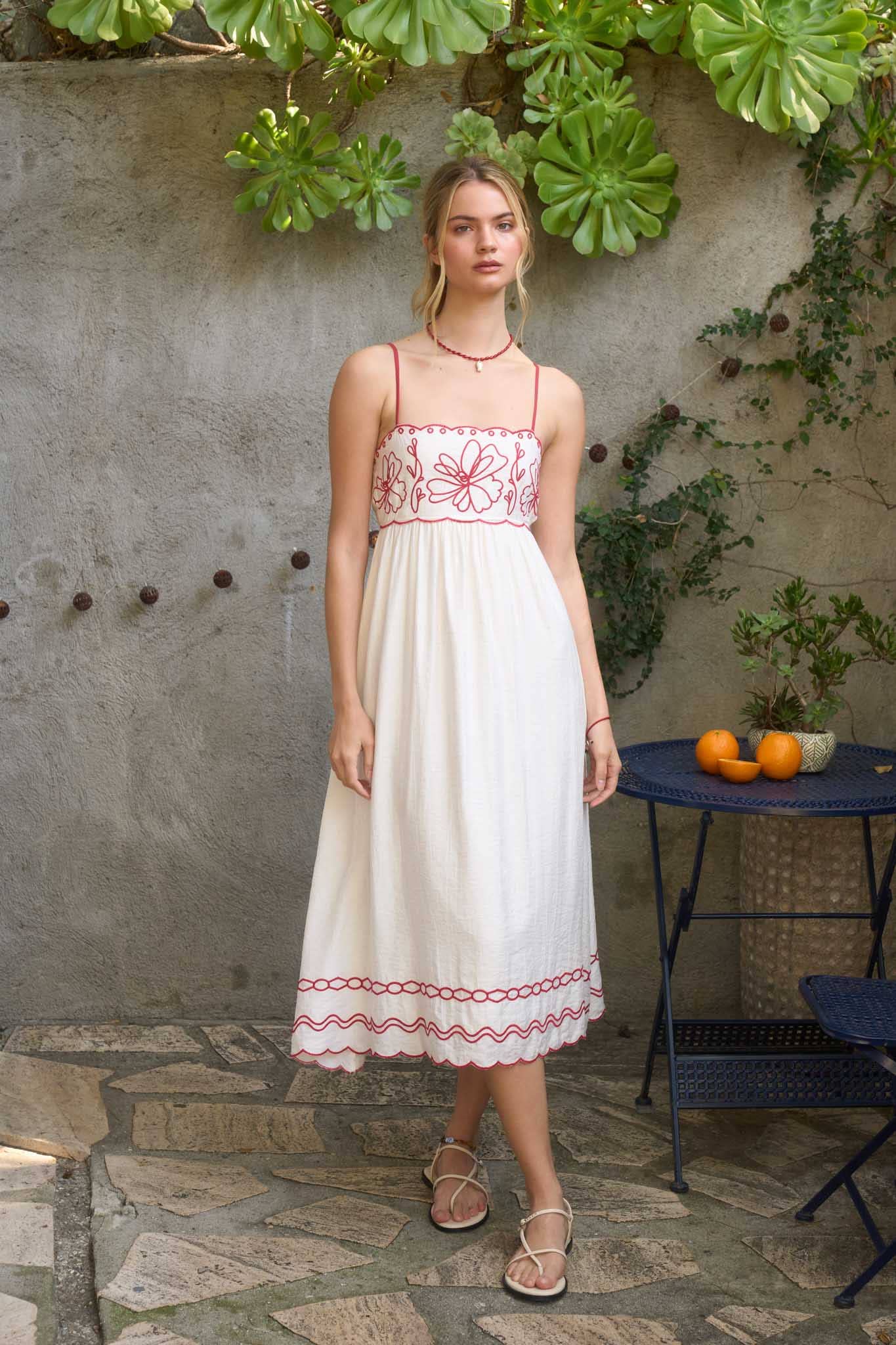 FLORAL EMBROIDERY SCALLOPED MIDI DRESS
