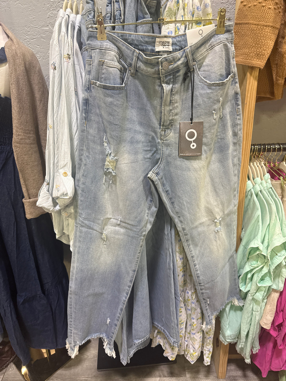 Straight Leg Distressed Jeans | Curvy