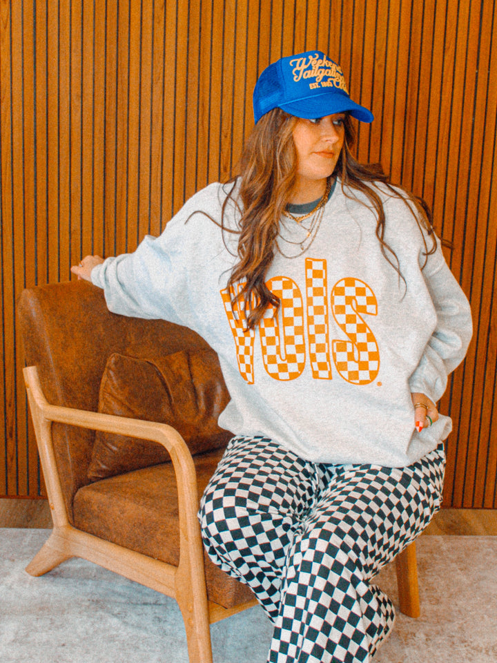 Underground Original Design: 90's Tennessee VOLS, Checkerboard Oversized 90s Sweatshirt