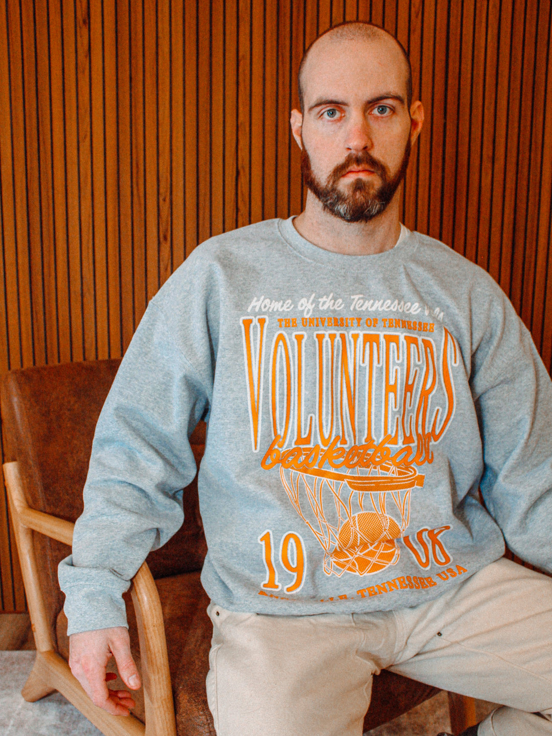 Underground Original Design: Tennessee Volunteers Basketball Oversized 90s Sweatshirt