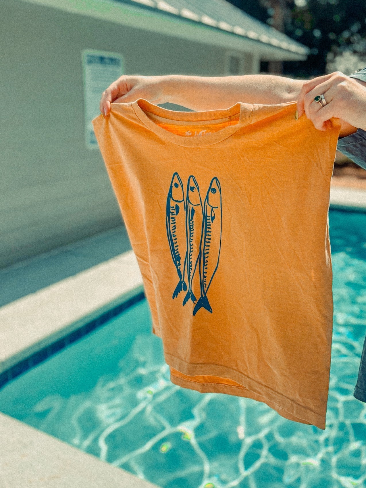 Underground Original Design: Three Little Fish Vintage Cropped Muscle Tank