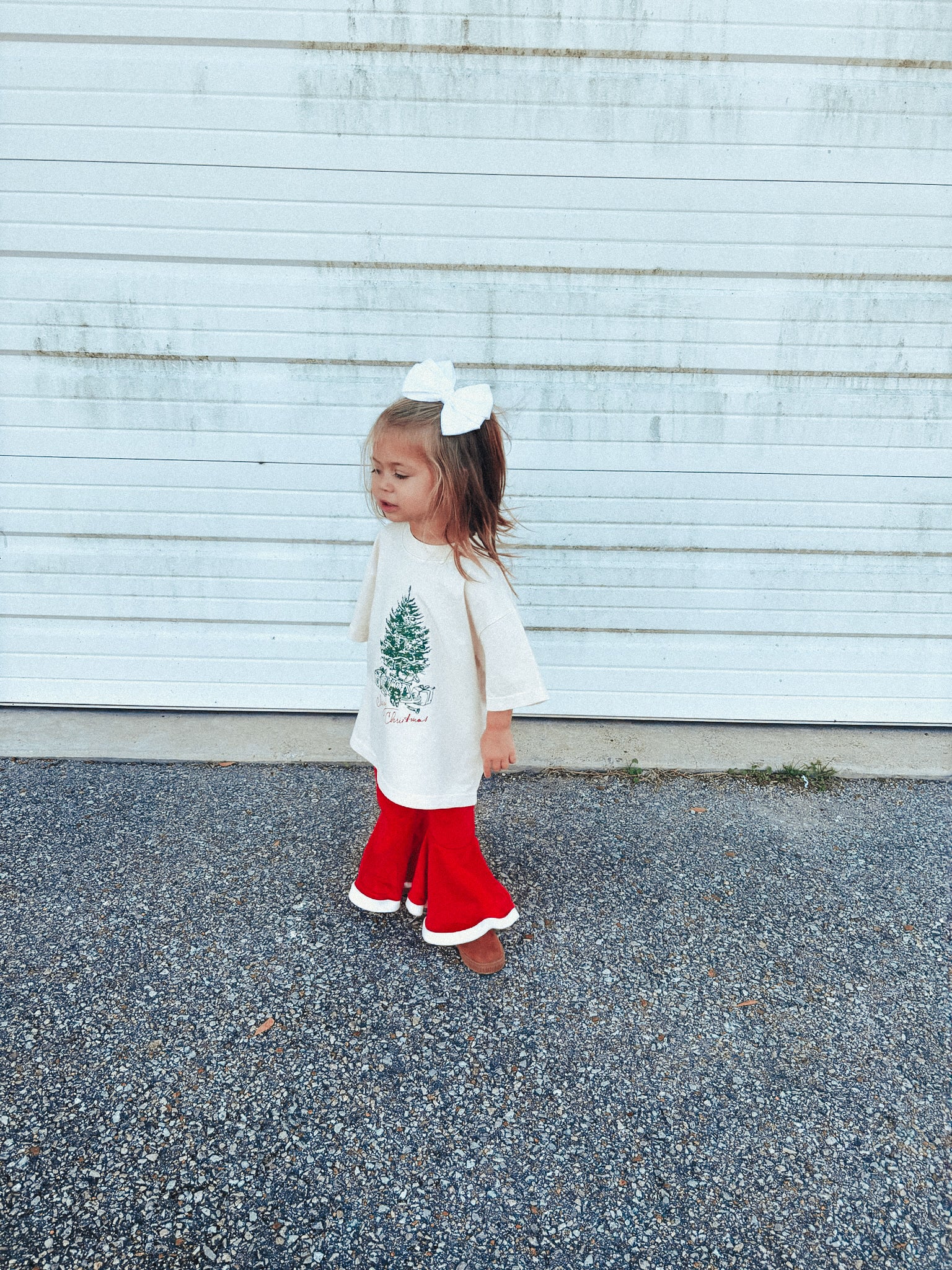 * KIDS *  Merry Christmas Tree Boxy T-Shirt