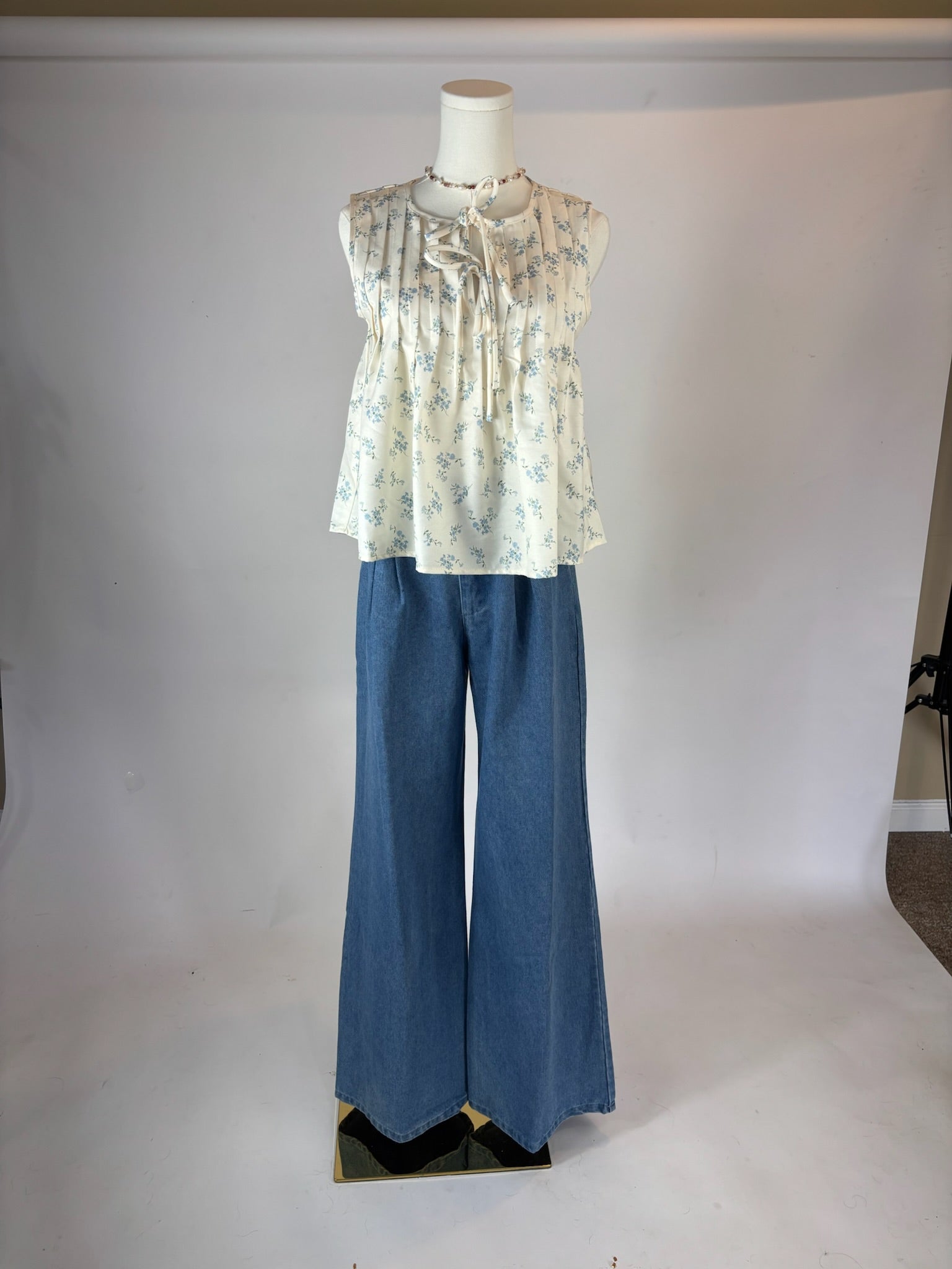 Floral Pin Tuck Floral Tank