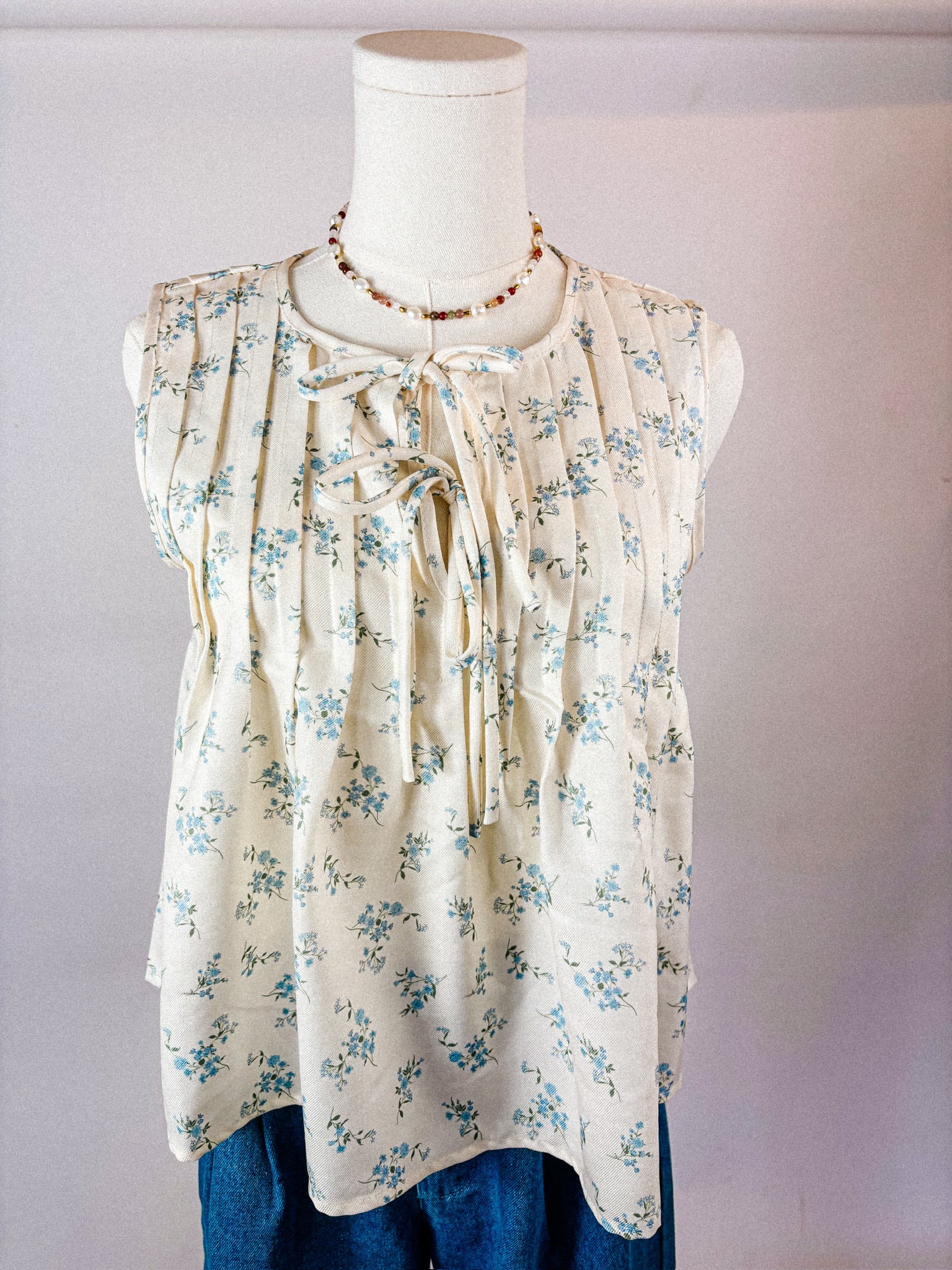 Floral Pin Tuck Floral Tank