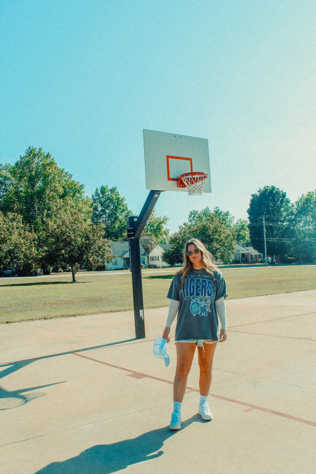 Underground Original Design: 90's Vintage Memphis Tigers Basketball Oversized TShirt