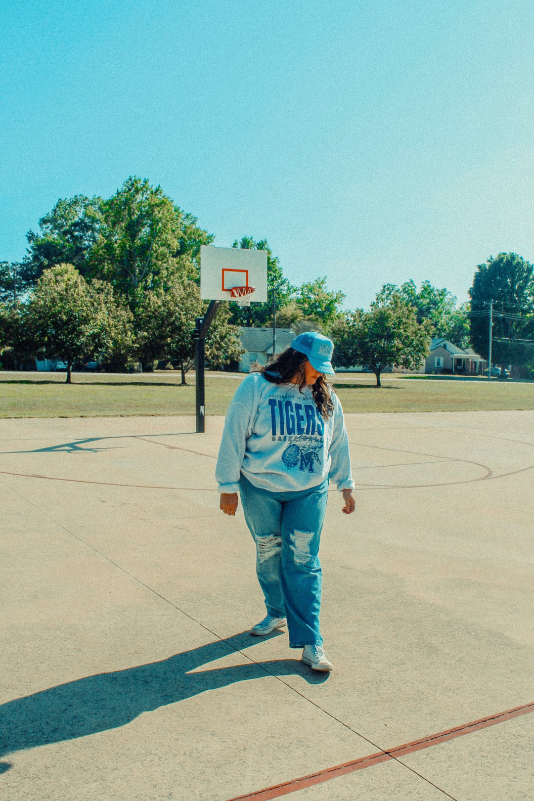 Underground Original Design: Memphis Tigers Basketball Oversized 90's Sweatshirt