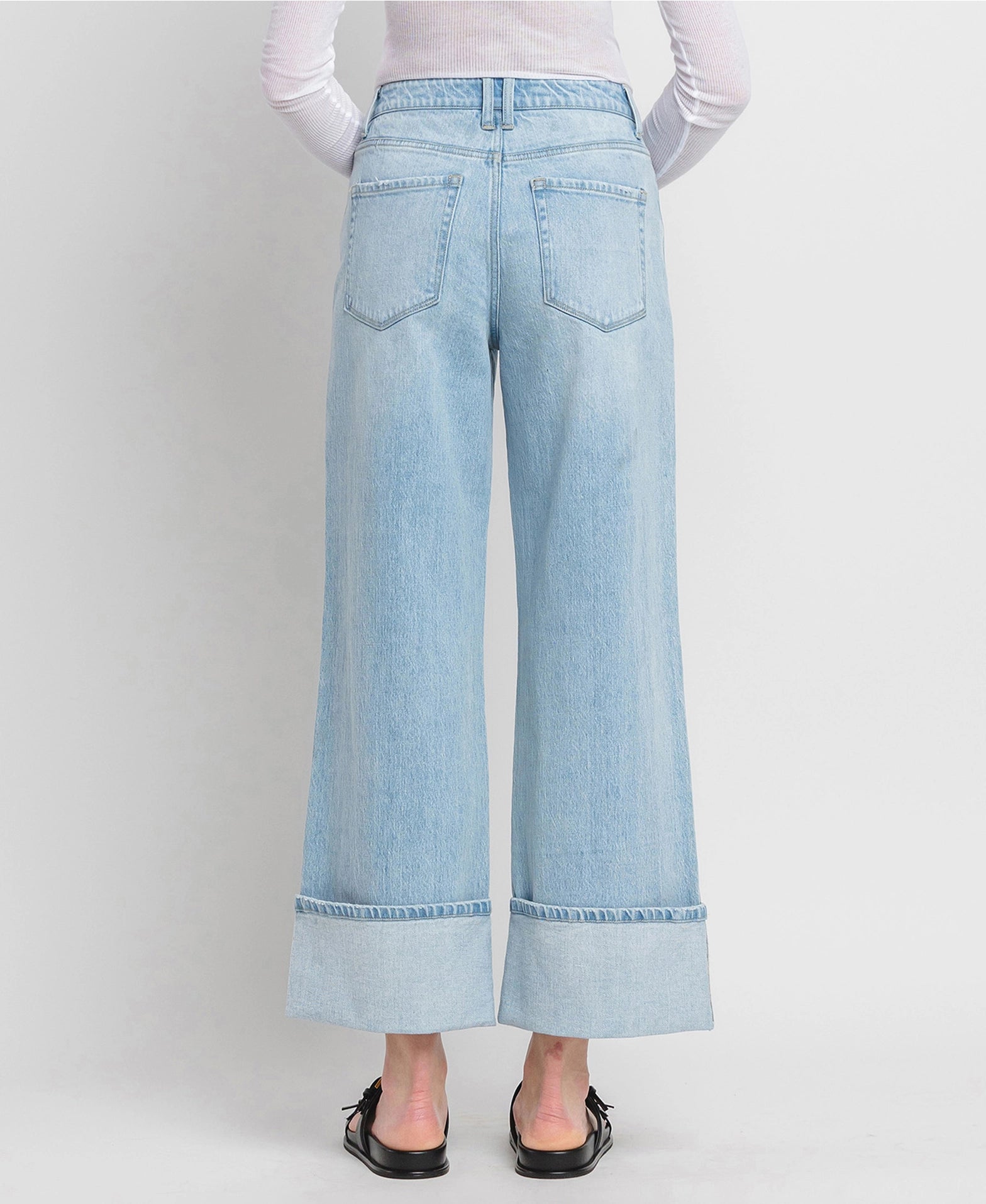Cuffed High Rise Baggy Jeans