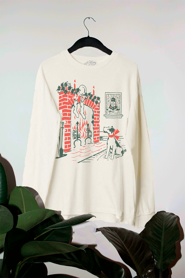 Underground Original Design: Dog at Fireplace, Christmas Long Sleeve Oversized T-Shirt