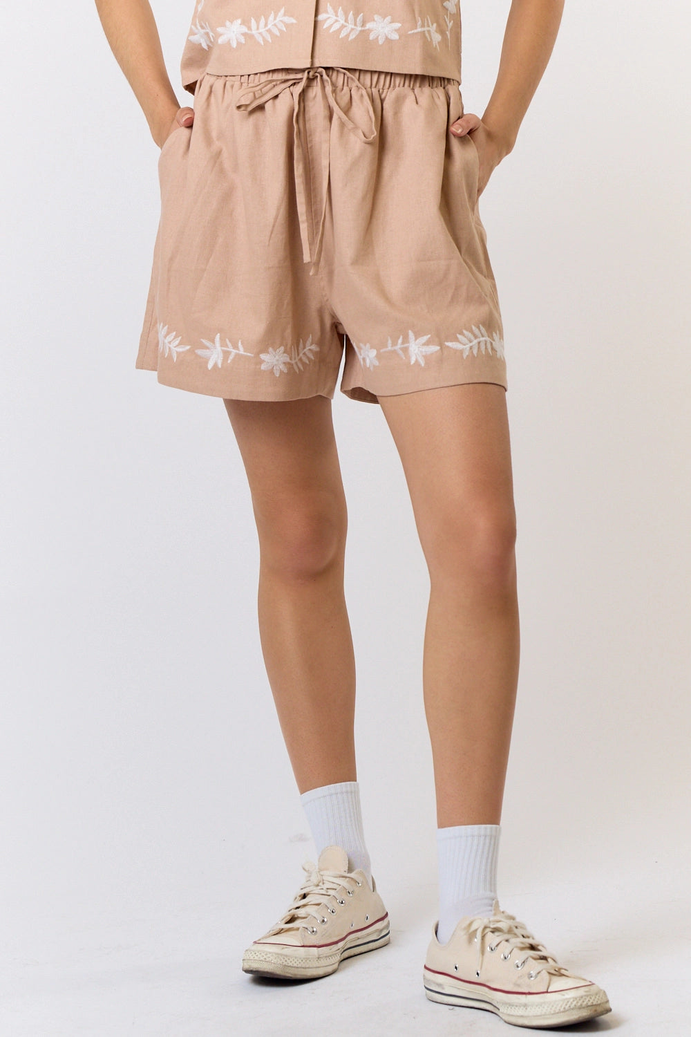 Embroidery Detail Linen Blend Shorts