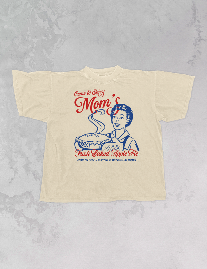 Underground Original Design: Mom's Apple Pie, Mother's Day Oversized T-Shirt