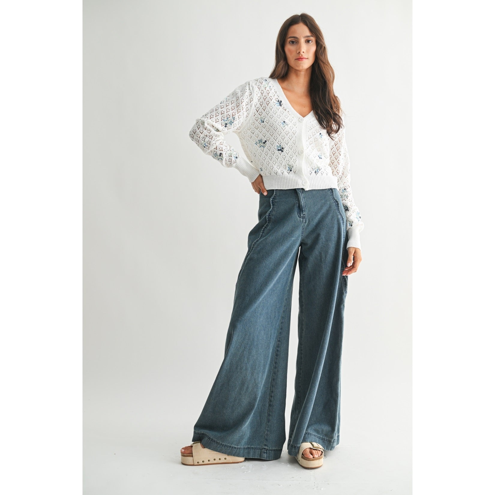 Scallop Detail Wide-Leg Stretchy Denim Trousers