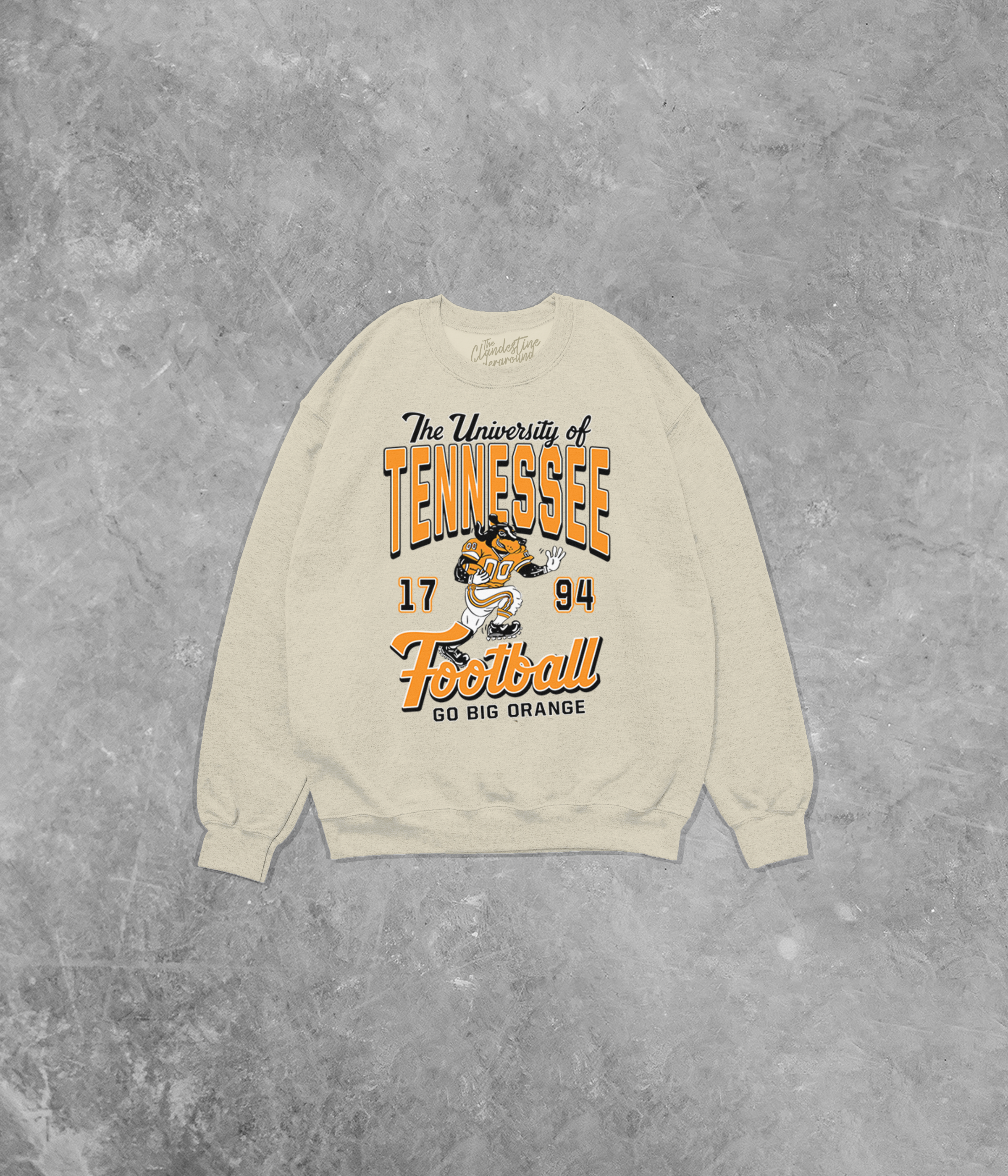 Tennessee Volunteers, Smokey Football Gildan Blend Sweatshirt
