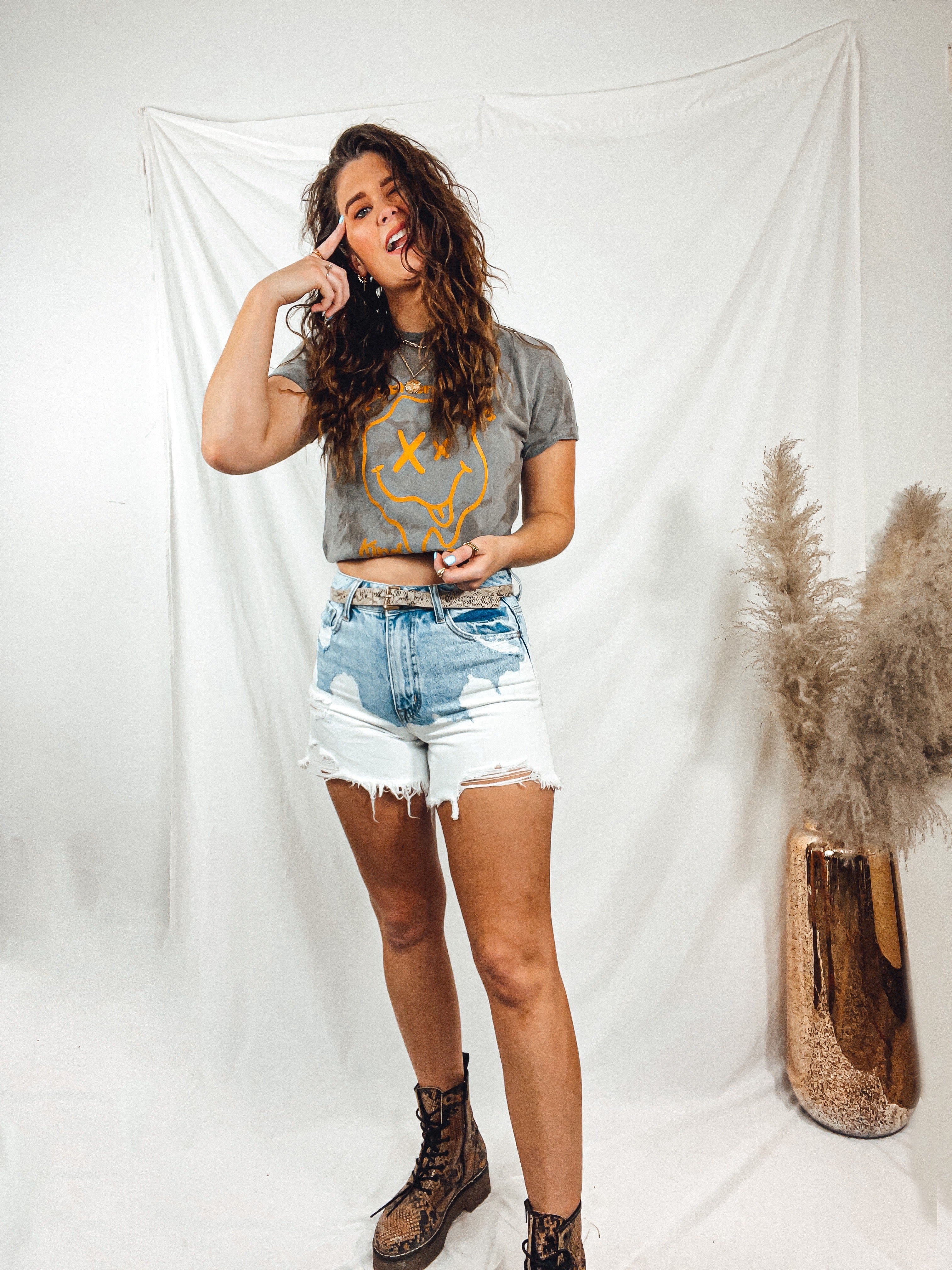 Bleach Detail Distressed Shorts